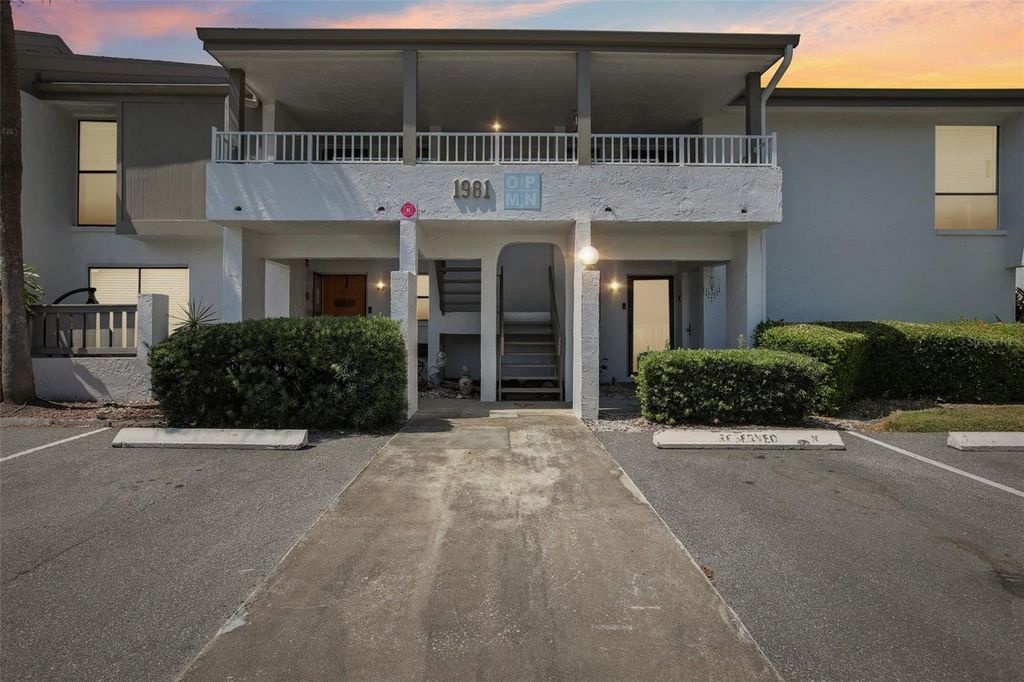 1981 LAKEWOOD CLUB DRIVE S 4N, St Petersburg, FL 33712