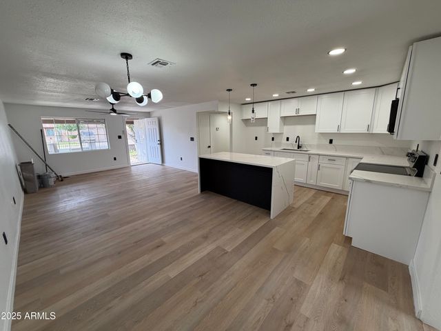 1831 N 74TH Lane, Phoenix, AZ 85035