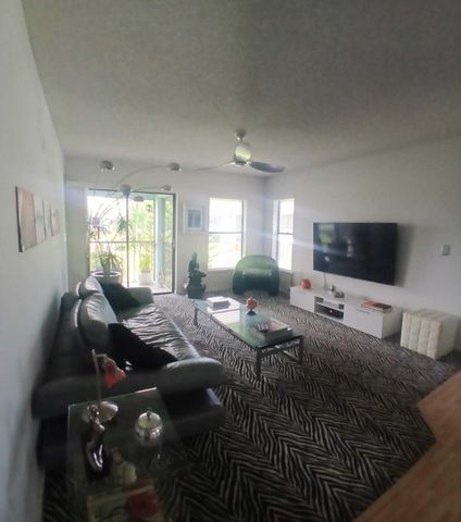 950 S Kanner Highway 905, Stuart, FL 34994