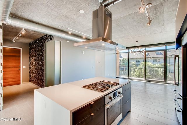 100 W PORTLAND Street 408, Phoenix, AZ 85003