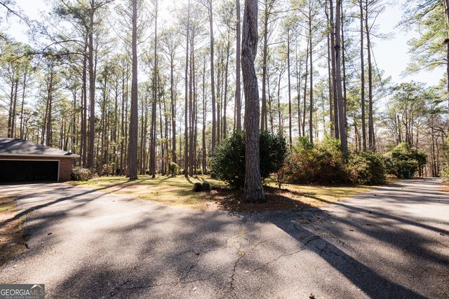 1270 Wadsworth Drive, Albany, GA 31721