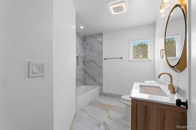 4033 Clairmount Street, Detroit, MI 48204