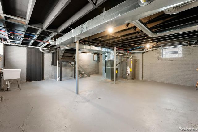 4033 Clairmount Street, Detroit, MI 48204