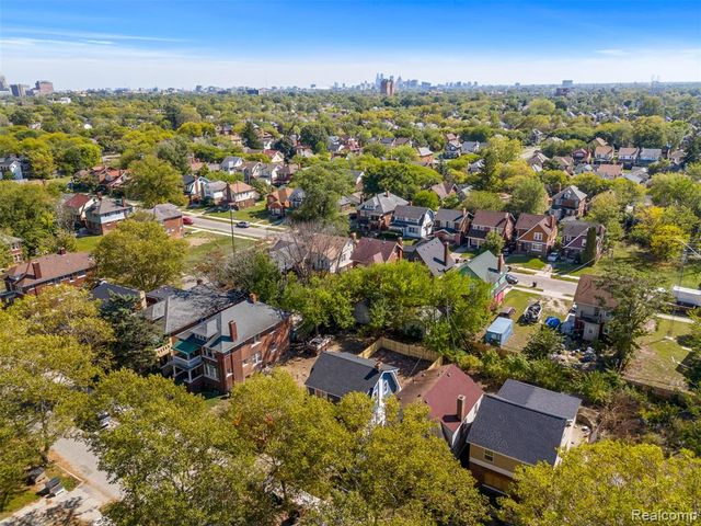 4033 Clairmount Street, Detroit, MI 48204