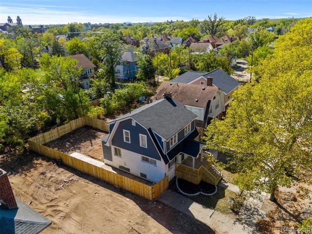 4033 Clairmount Street, Detroit, MI 48204