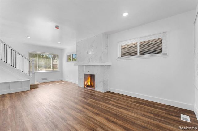 4033 Clairmount Street, Detroit, MI 48204