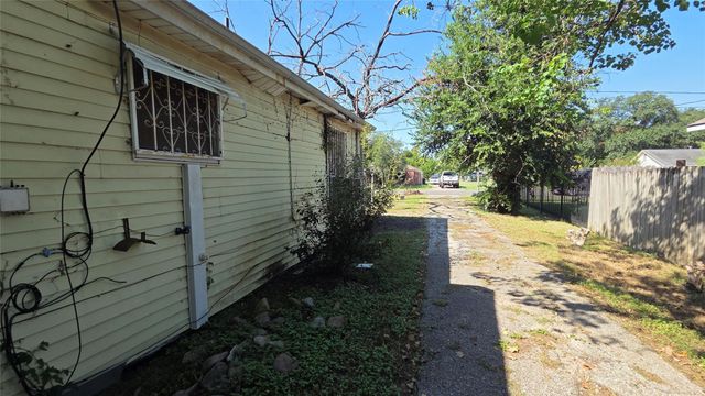 4110 Kress Street, Houston, TX 77026
