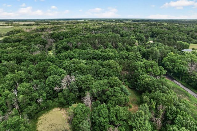 8936 191st Avenue NE, Columbus, MN 55025