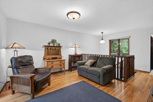 8936 191st Avenue NE, Columbus, MN 55025