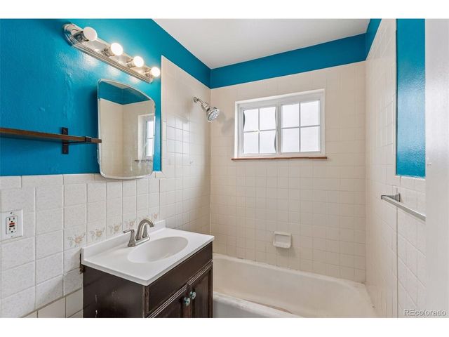 1674 S Lowell Blvd, Denver, CO 80219