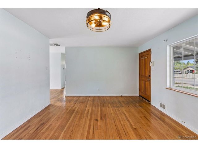 1674 S Lowell Blvd, Denver, CO 80219