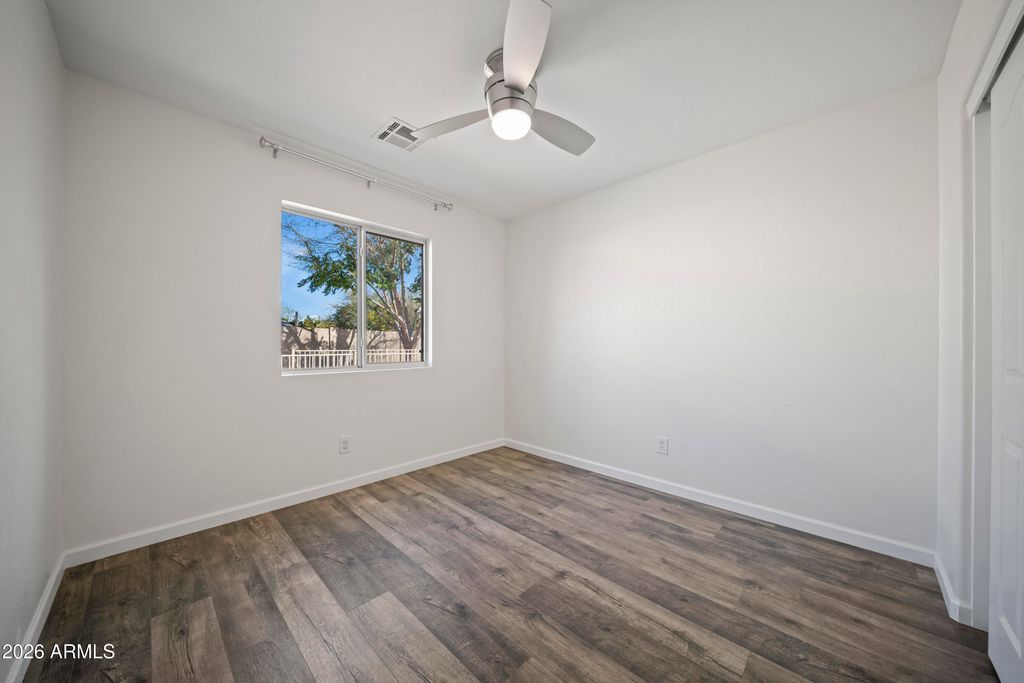 Image 18 of property listing at 2821 E MORGAN Court, Gilbert, AZ 85295