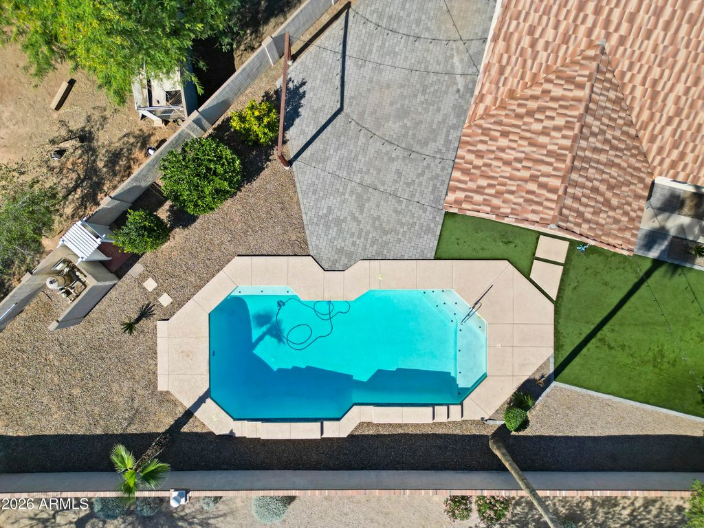 Image 24 of property listing at 2821 E MORGAN Court, Gilbert, AZ 85295