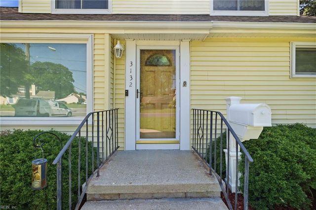 3132 Manatee DR, Virginia Beach, VA 23464