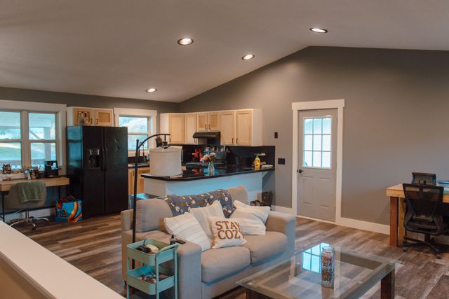 11300 N Six Lakes Road, Belvidere Twp, MI 48886