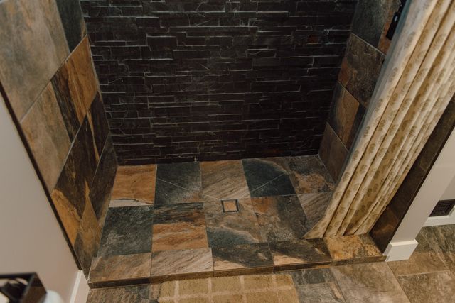 11300 N Six Lakes Road, Belvidere Twp, MI 48886