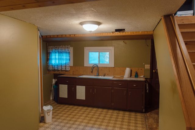 11300 N Six Lakes Road, Belvidere Twp, MI 48886