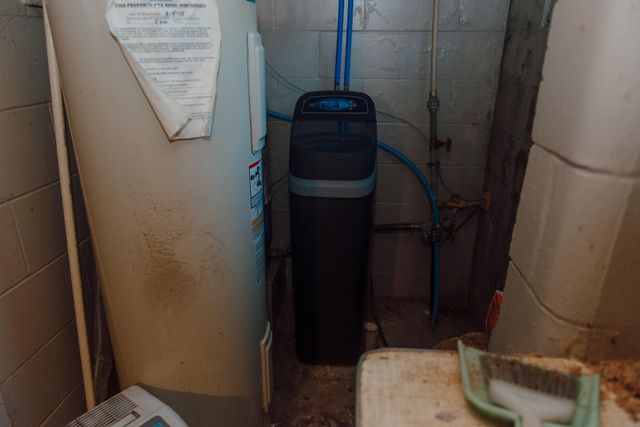 11300 N Six Lakes Road, Belvidere Twp, MI 48886