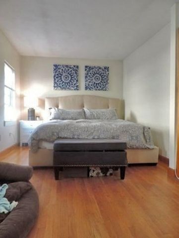 1-4 Schrepel Pl, Boston, MA 02127