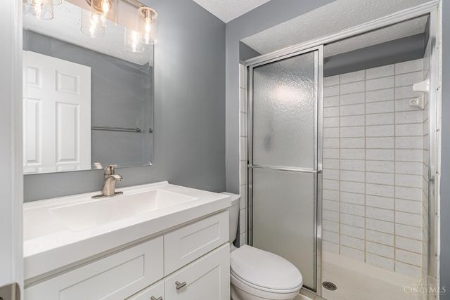 11807 Vaukvalley Lane, Symmes Twp, OH 45249