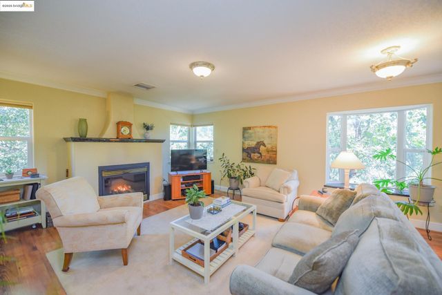 21169 Crystal Falls Drive, Sonora, CA 95370