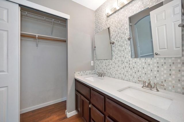 9059 Redwater Dr, Antelope, CA 95843