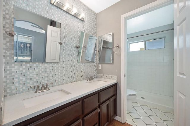 9059 Redwater Dr, Antelope, CA 95843