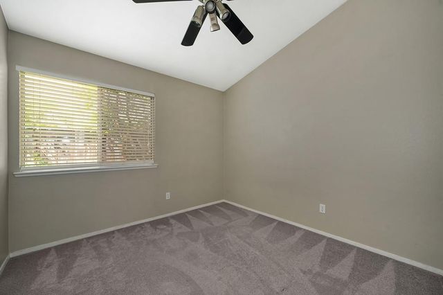 9059 Redwater Dr, Antelope, CA 95843