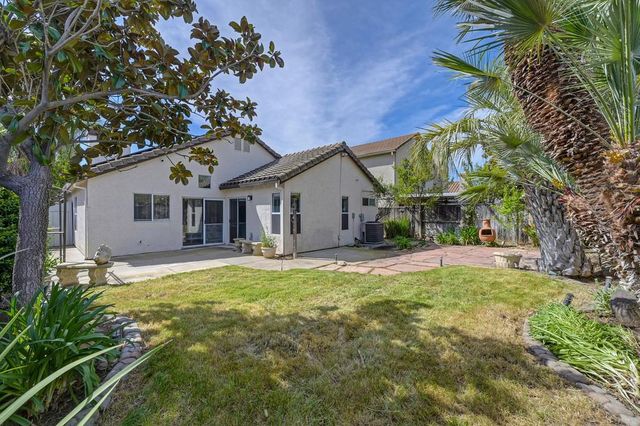 9059 Redwater Dr, Antelope, CA 95843