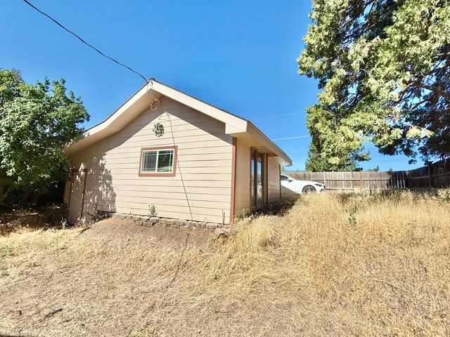 1410 Lakeview Avenue, Klamath Falls, OR 97601