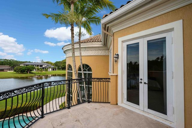 18118 Daybreak Drive, Boca Raton, FL 33496