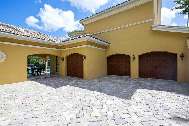 18118 Daybreak Drive, Boca Raton, FL 33496