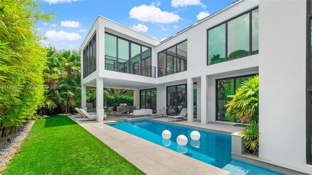 1600 NE 6th St, Fort Lauderdale, FL 33304