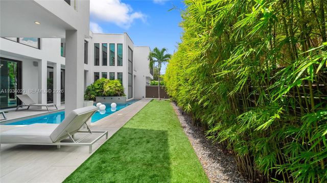 1600 NE 6th St, Fort Lauderdale, FL 33304