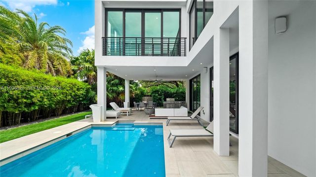 1600 NE 6th St, Fort Lauderdale, FL 33304