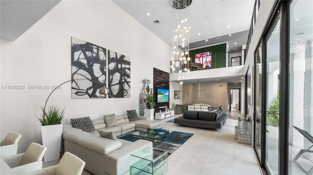 1600 NE 6th St, Fort Lauderdale, FL 33304