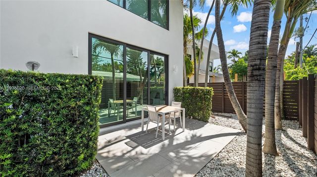 1600 NE 6th St, Fort Lauderdale, FL 33304