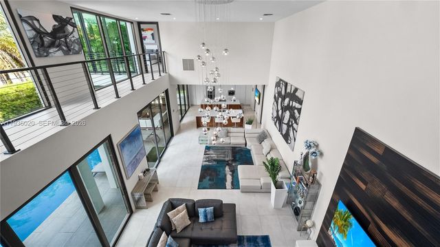 1600 NE 6th St, Fort Lauderdale, FL 33304