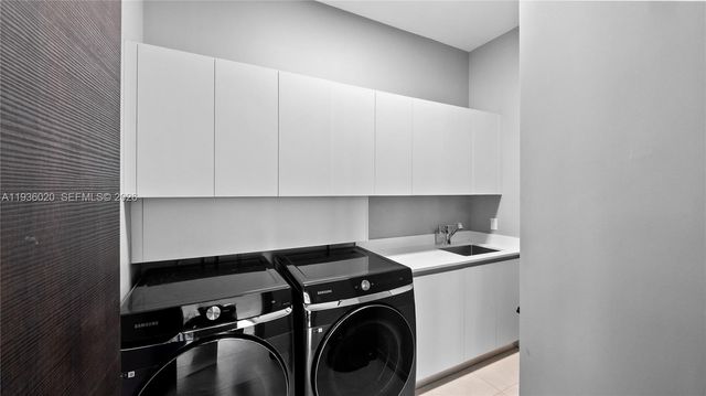 1600 NE 6th St, Fort Lauderdale, FL 33304