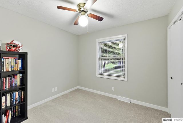 14905 Franklin Plaza, Omaha, NE 68154