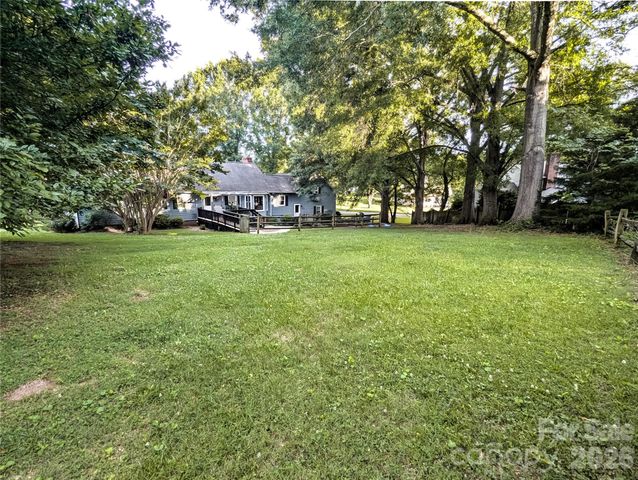 9319 Old Gold Mine Court, Mint Hill, NC 28227