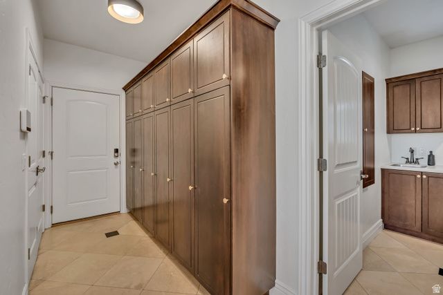 62 COUNTRY SPRING CIR, Kaysville, UT 84037