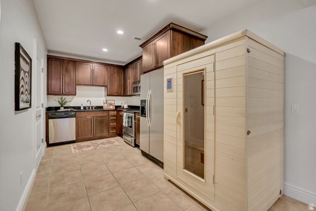 62 COUNTRY SPRING CIR, Kaysville, UT 84037