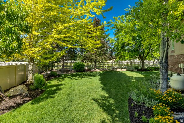 62 COUNTRY SPRING CIR, Kaysville, UT 84037