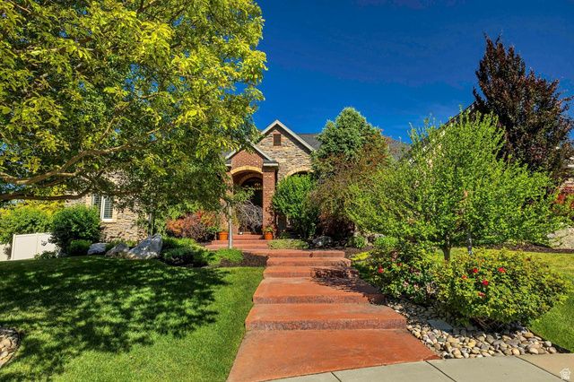 62 COUNTRY SPRING CIR, Kaysville, UT 84037