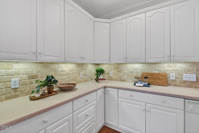 14 Caswell, Pittsboro, NC 27312