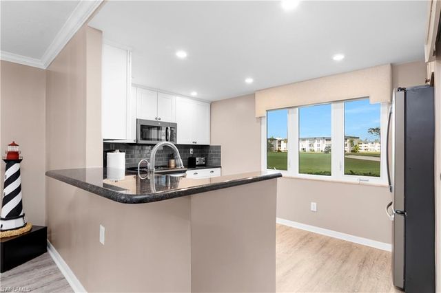 6102 Augusta DR 116, Fort Myers, FL 33907