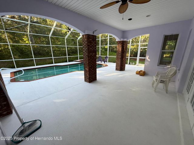 22770 Skyview Circle, Brooksville, FL 34602