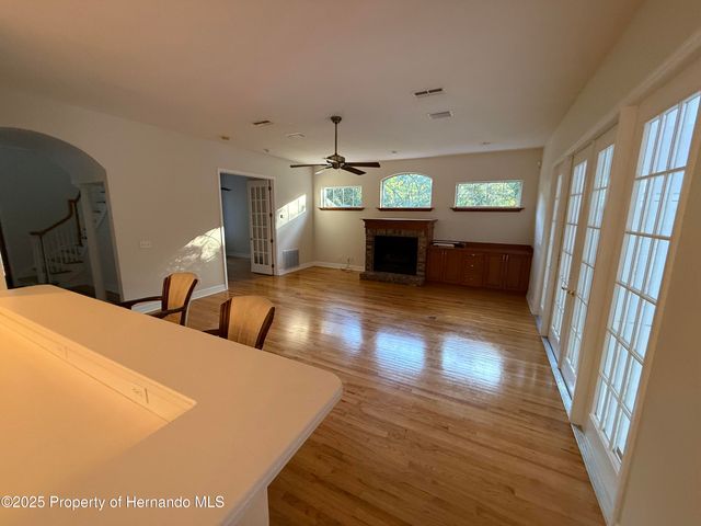 22770 Skyview Circle, Brooksville, FL 34602