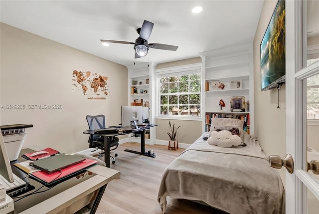 11718 NW 1st St, Coral Springs, FL 33071